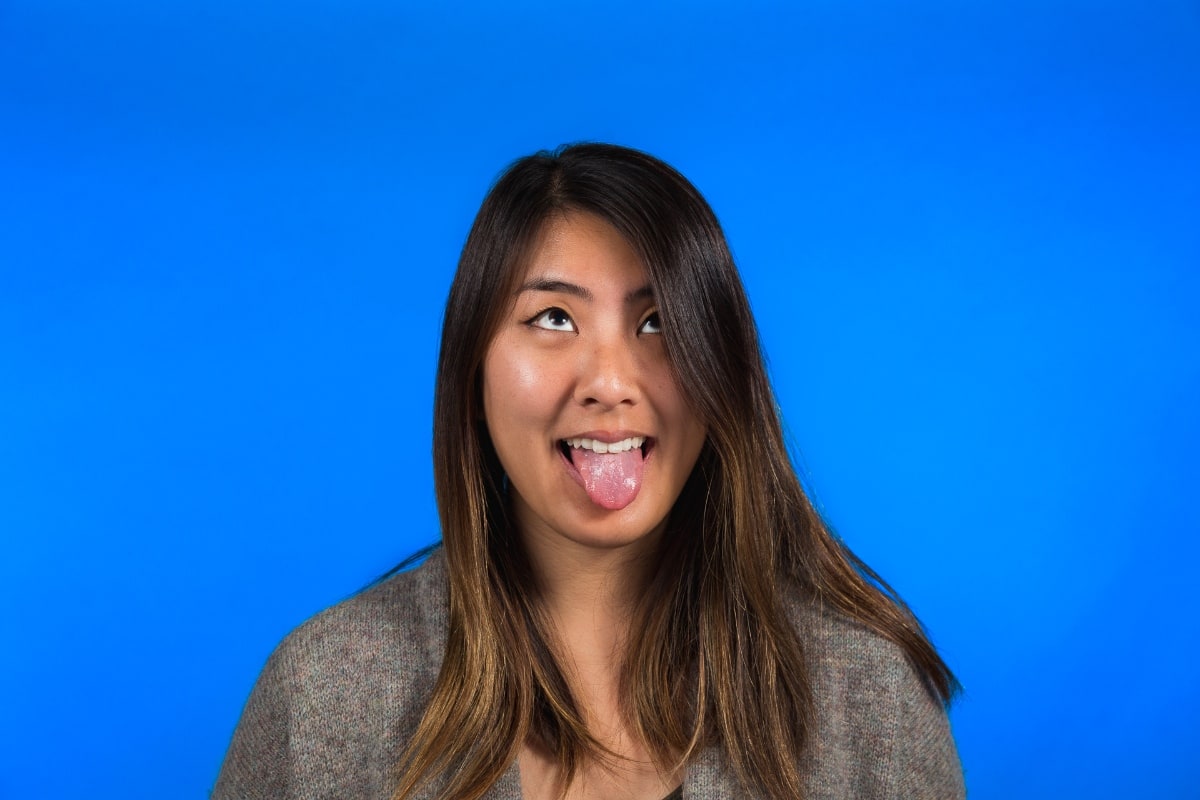 /images/headshots/kim-sharon-h.jpg